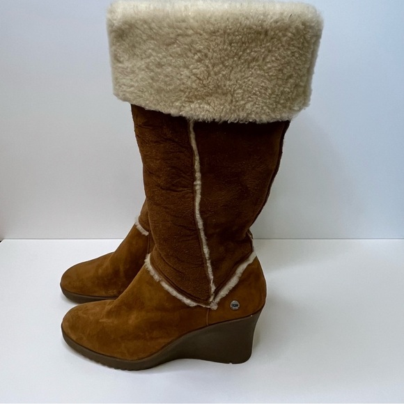 UGG Women's Sandra S/N 5449 Tan Leather Shearling Tall Wedge Boots Size 8 - Picture 5 of 16